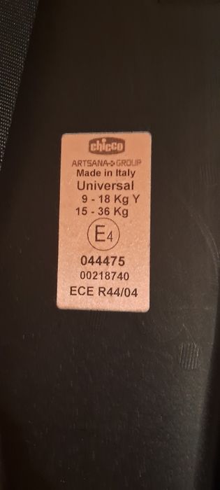 Дитяче автокрісло Chicco gro-up