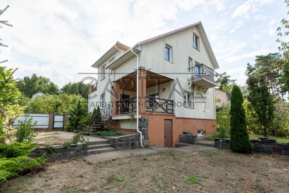 Продаж будинку з терасою серед Лісу Озеро  220м2  Гараж Укриття Кременище
