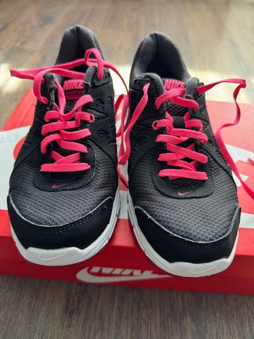 Продам Кросівки  Nike оригінал