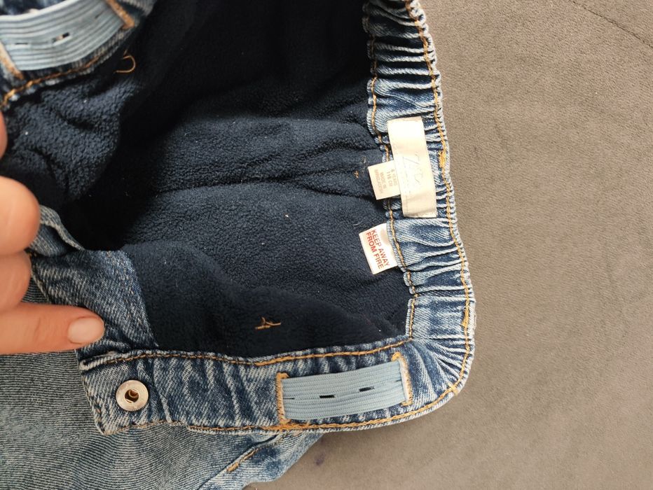Zara утеплені флісовій джинси 116