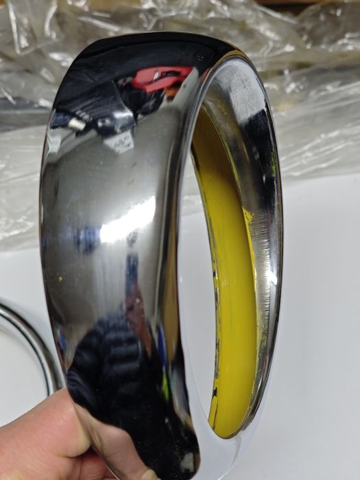 chromowane ramki ringi Trabant 601 chrom lampy