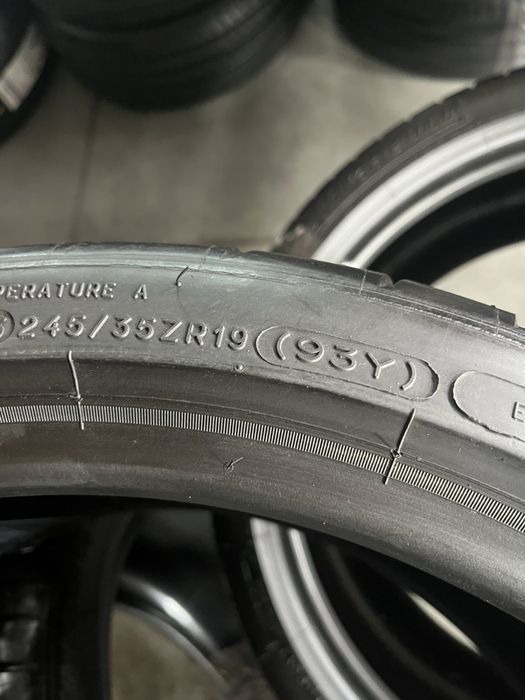 265/35/19+245/35/19 R19 Michelin Pilot Sport CUP2 * 4шт нові