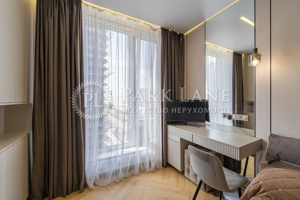 Продаж квартири (49м2) з новим, авторським ремонтом  в ЖК Креатор Сіті, Дегтярівська 17