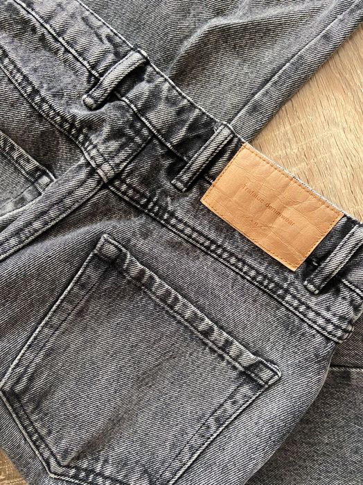 szare mom jeansy dżinsy zara