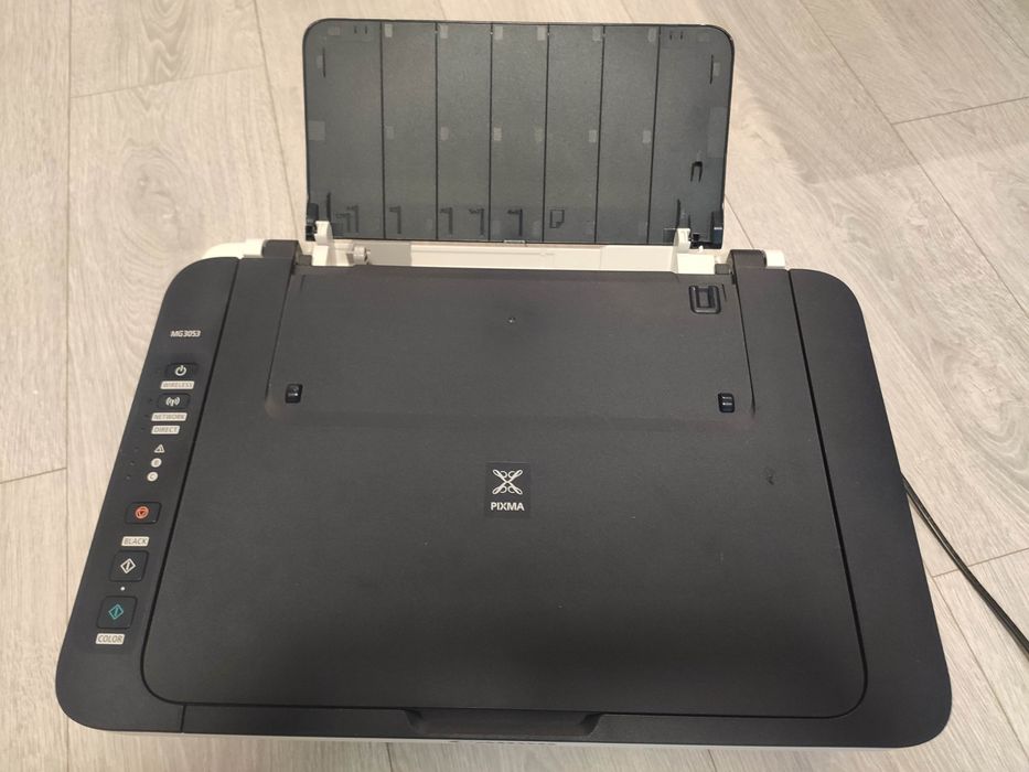Urządzenie wielofunkcyjne / Drukarka Canon MG 3053 z błędem.
