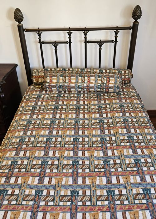 Cama metálica 1.0m x 1.85m