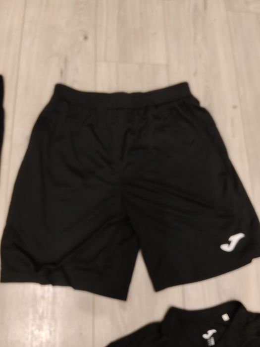 Stroje sędziowskie joma