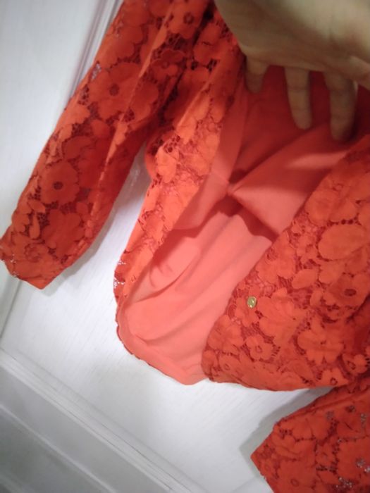 Blusa renda vermelha cafofo M
