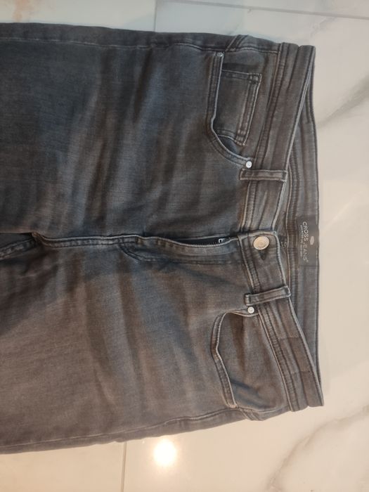 Jeansy Cross Jeans