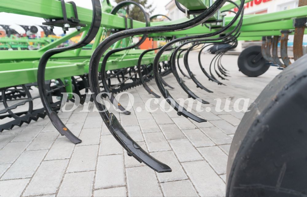 Культиватор (стрільчасті / пружинні лапи) з КАТКОМ 3,0 до трактора МТЗ