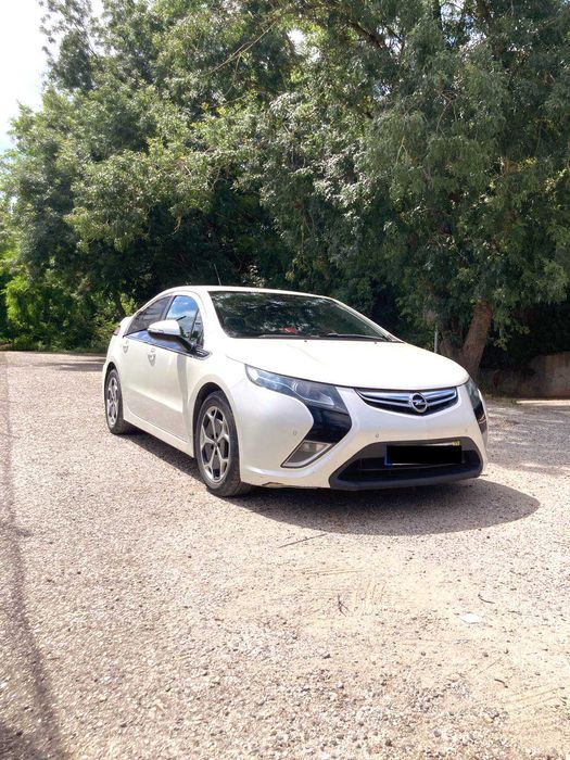 Opel Ampera Hibrido Plug-In