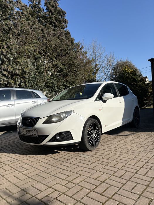 Seat Ibiza 1.4 2012 rok 86km zadbany polecam