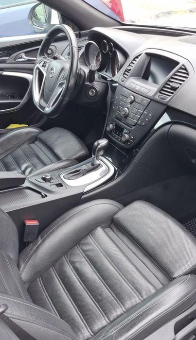 Opel Insignia 2.0 Автомат