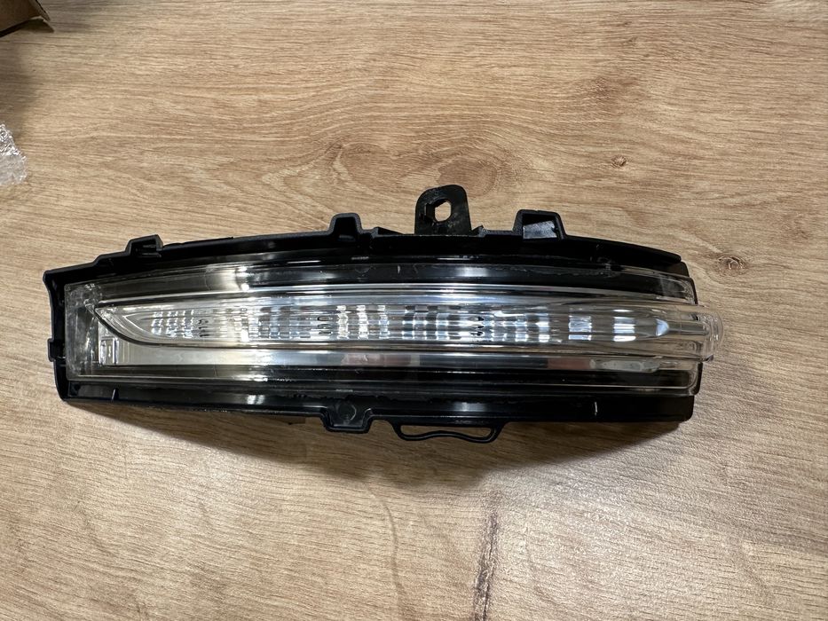 Повторители поворота Ford Edge 15-24
