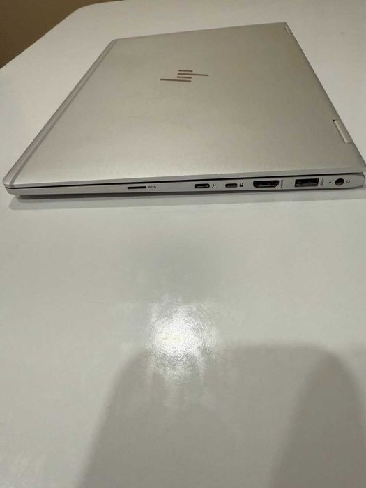Сенсорный ноутбук HP Elitebook X360 1030 G2 256 GB