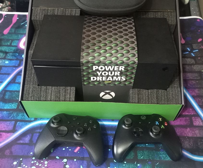 Xbox series X в ідеальному стані+49 ігор Обмін