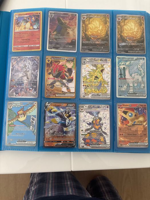 Lote Pokémon TCG: Tyranitar Full Art Secreta + 2x Ninetales + 29 cartas EX Também troco por um Xbox Series X
