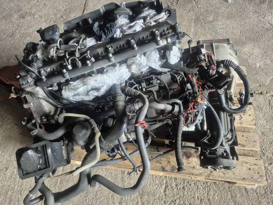 Silnik blok wał tłok pompa korbowod 2.5d M57 Bmw 5 E39