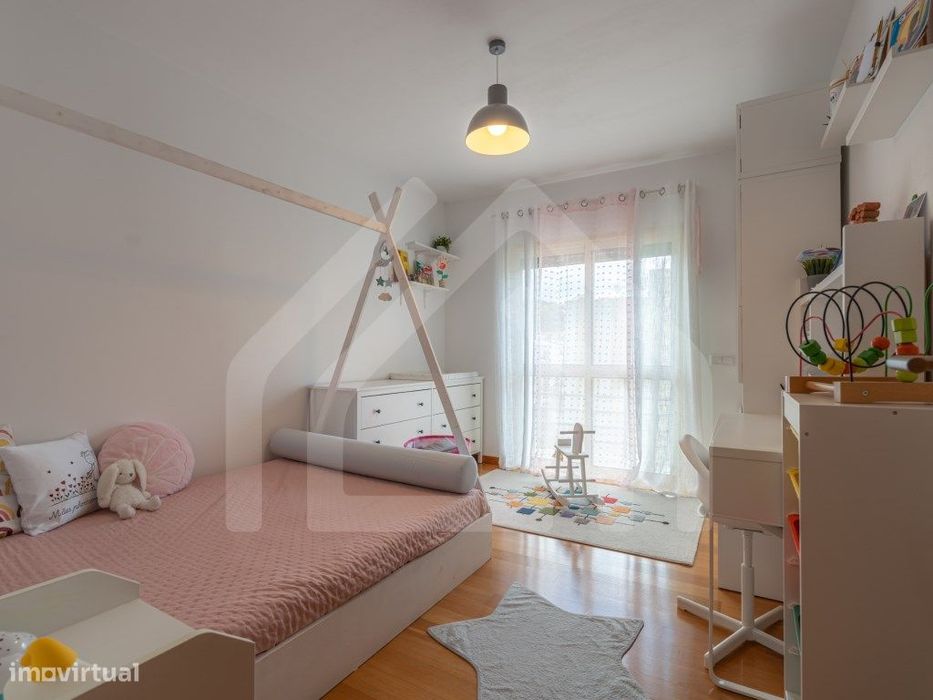 Apartamento T3 | Com sótão | Alqueves