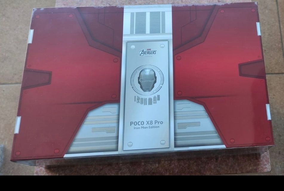 Poco X8 Pro 12/512Gb  Iron Man z ładowarką 100w