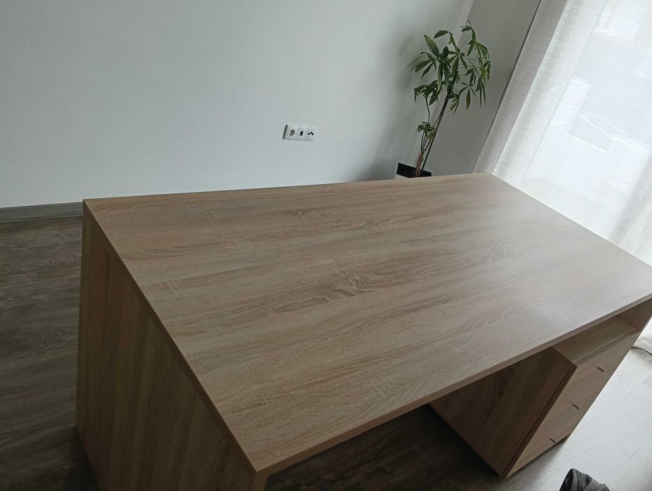 Secretaria de madeira