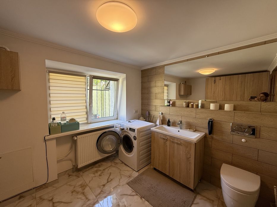 Терміново таунхаус навпроти парку Шевченка