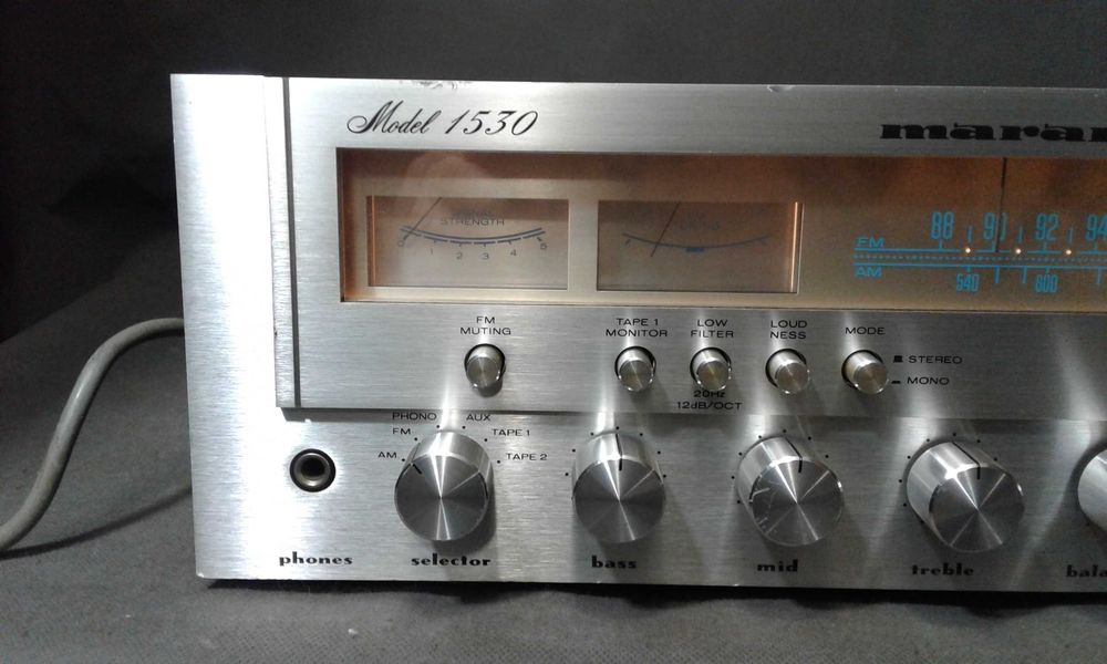 MARANTZ 1530, amplituner stereo vintage
