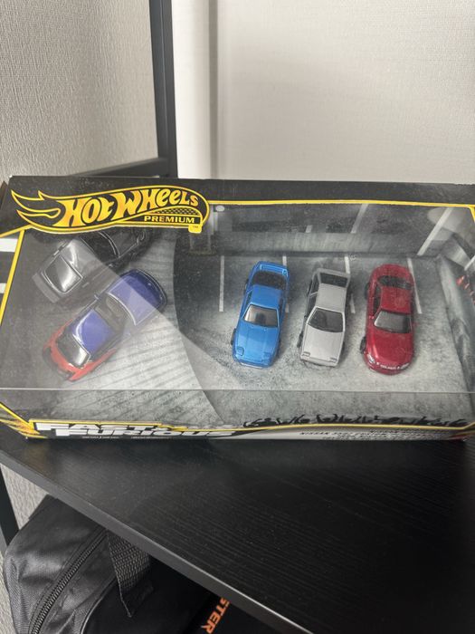 hotweels машинки игрушки