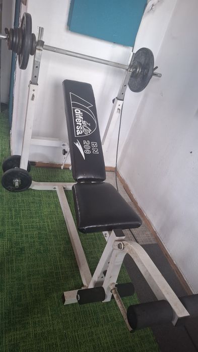 Banco de Musculação com Suportes para Barra – 50 €
