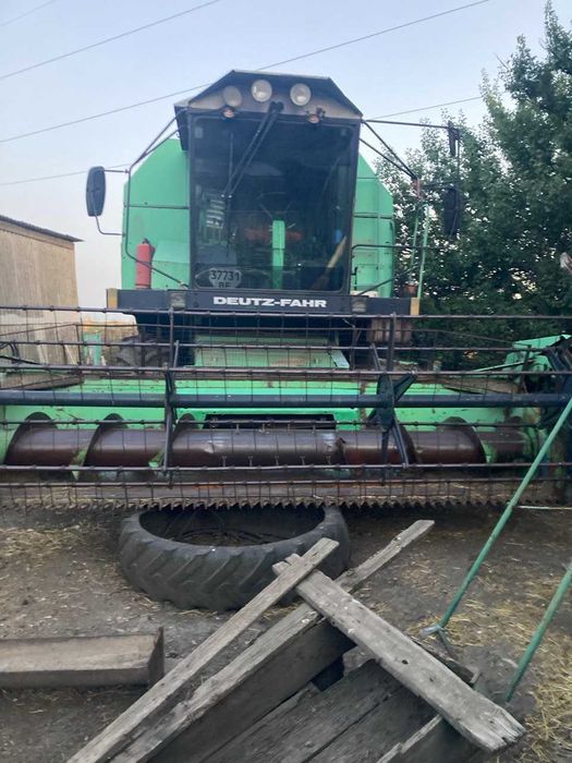 Продам комбайн Deutz-Fahr M 35.80
