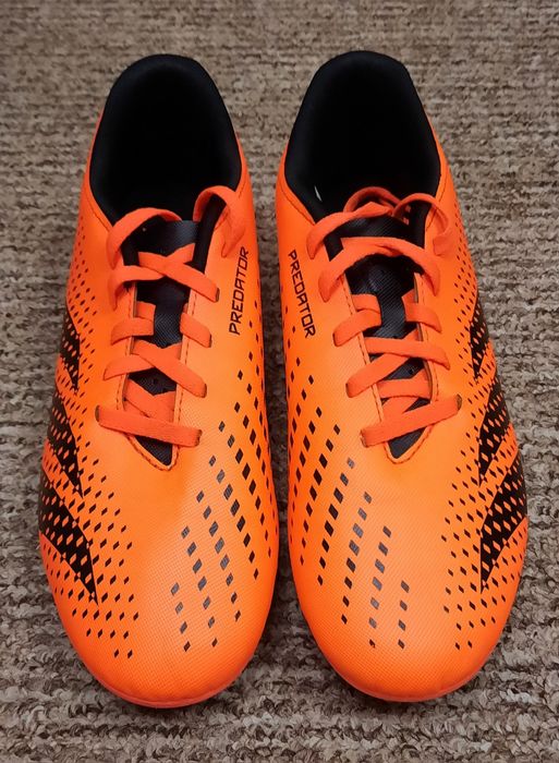 Бутси Adidas Predator 38р
