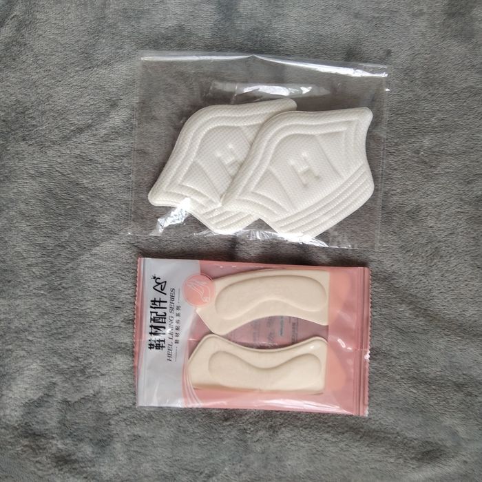 Задники наліпки для взуття. Ціна за 3 пари