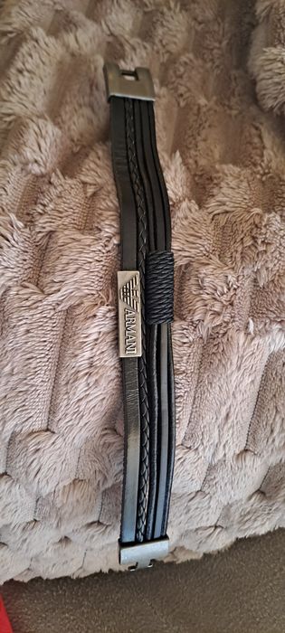 Pulseiras de homem em couro e aço