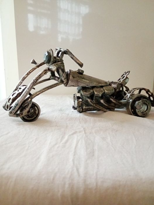 Spawane figurki metalowe