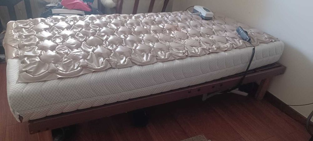 Cama articulada elétrica + colchão anti-escaras
