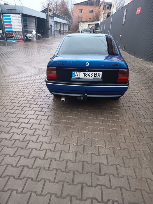 Опель вектра а 1989.р