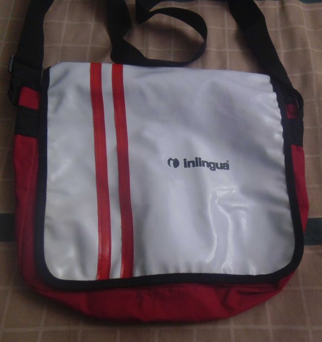 наплічна сумка для відпочинку