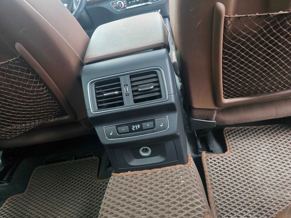 продам автомобіль Audi Q5 2018