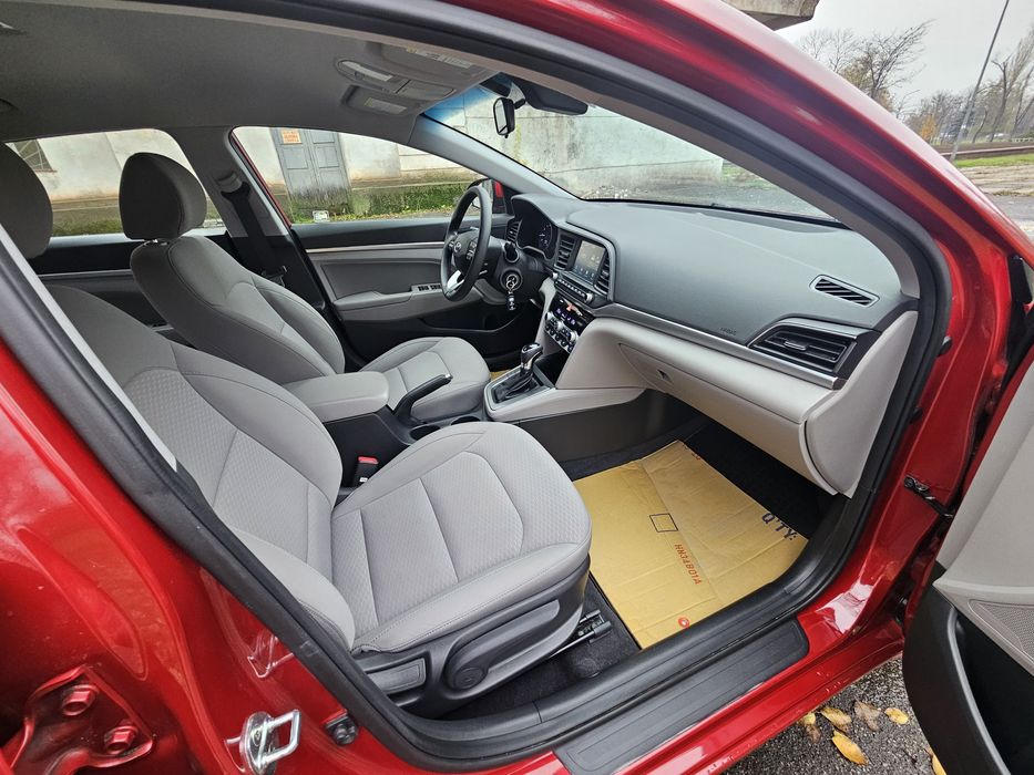 Продам Hyonday Elantra 2.0 Автомат