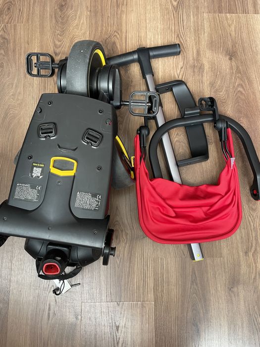 Doona Liki Trike red Триколісний складний велосипед