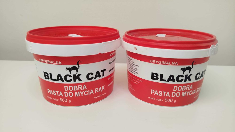 5x Pasta "BLACK CAT" 500 g niebieska i czerwona
