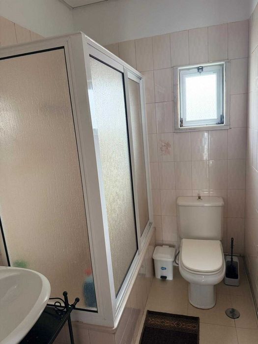 Quarto para alugar 375 despesas incluindo