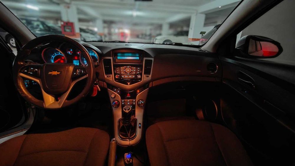 Chevrolet Cruze 1.6LT 2012