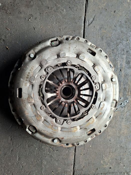 Sprzęgło kompletne luk golf vi passat b6 a3 8p 2.0tdi cba