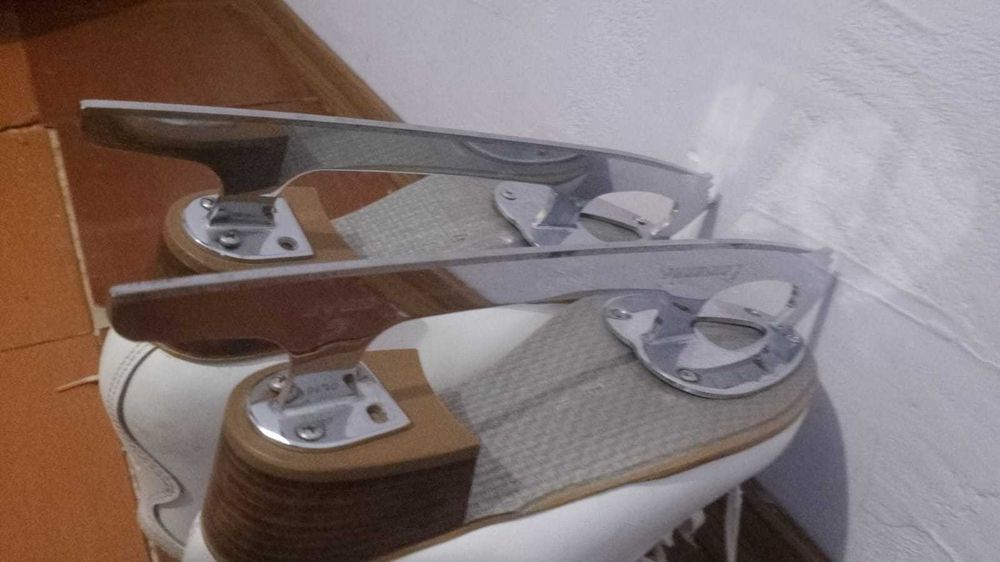 Ковзани для фігурного катання