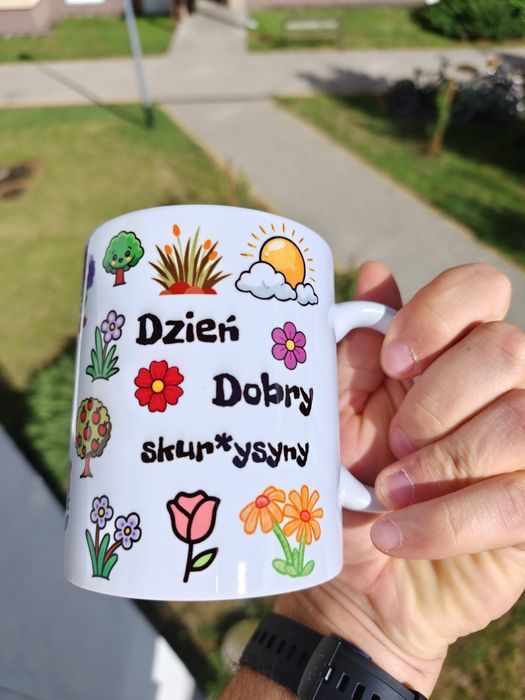 Chamski kubek Dzień dobry
