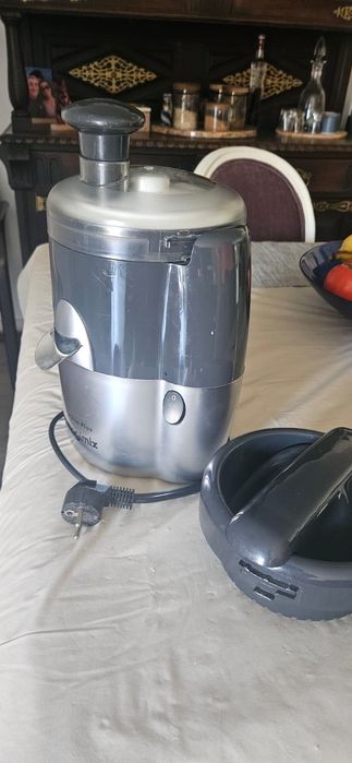 Máquina de fazer sumos e batidos