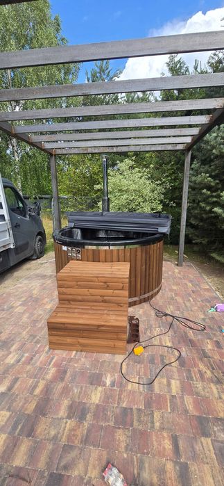 Balia ogrodowa gorąca beczka jacuzzi hydromasaż z wkładem akrylowym