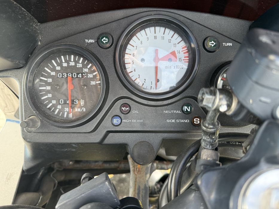 Honda CBR 600 F3 (PC31)