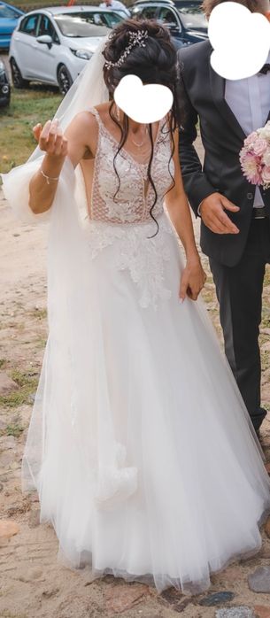 Suknia ślubna XS obszyta koralikami swarovskiego